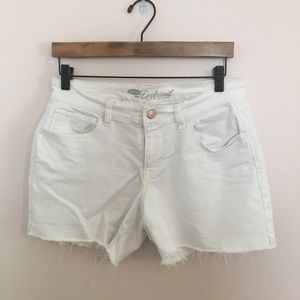 White Denim Raw Hem Shorts